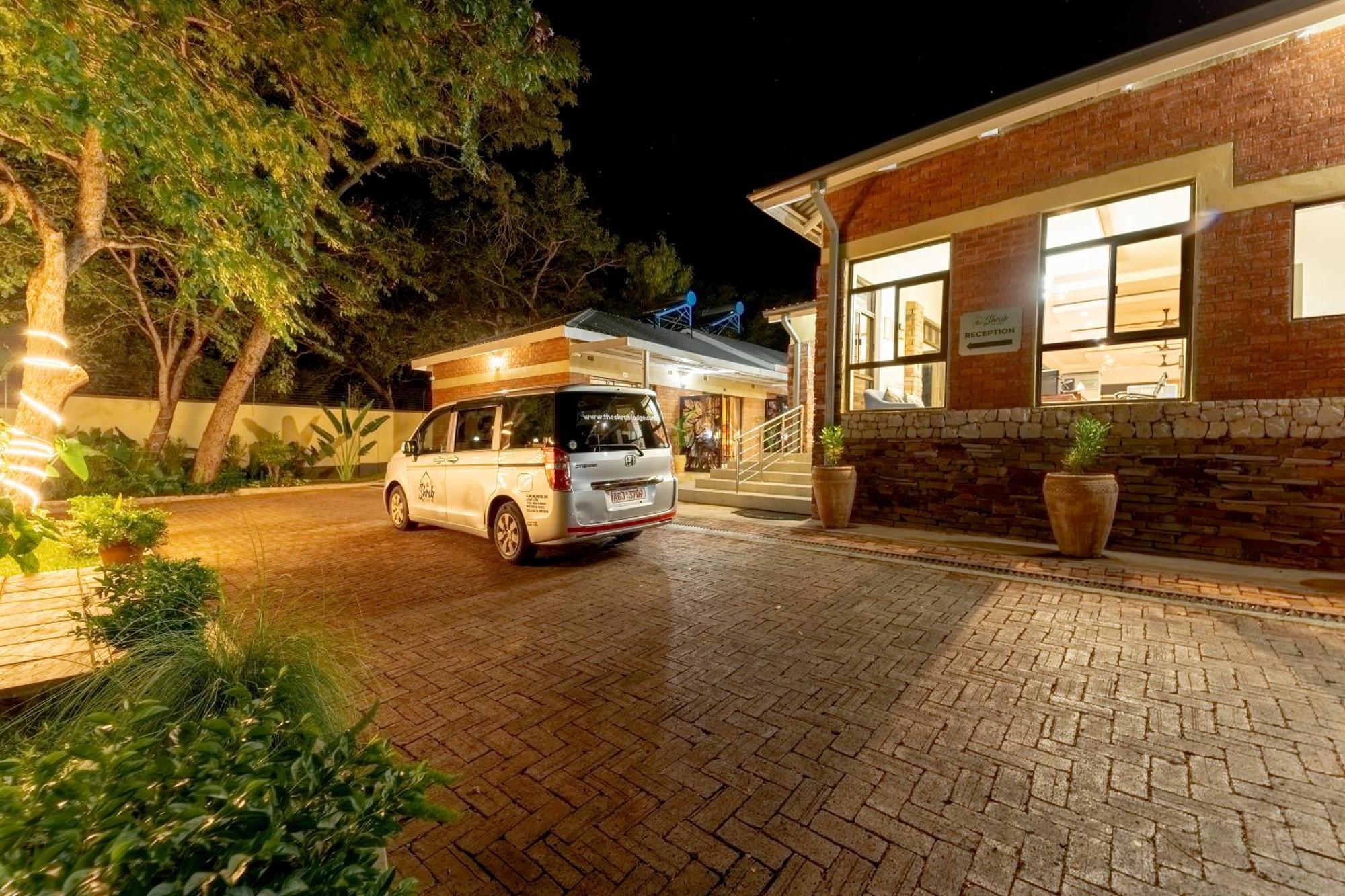The Shrub Lodge 维多利亚瀑布 外观 照片